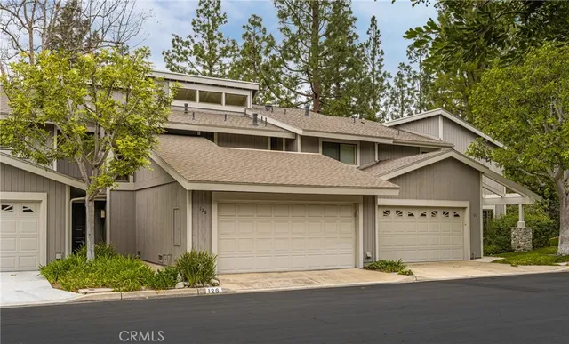 $725,000 | 126 South Waterwheel Way, Orange, CA 92869