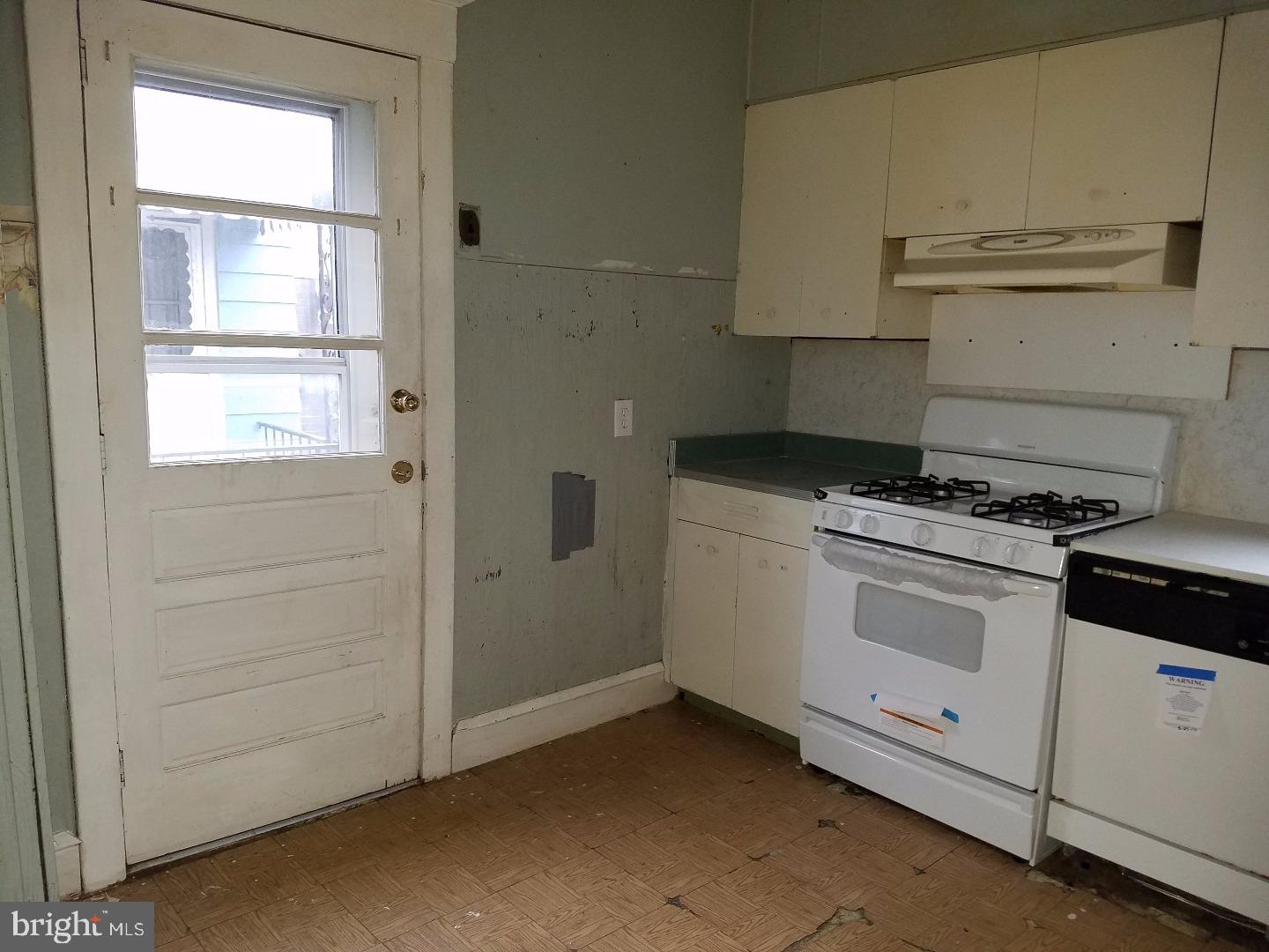 419 Bridgeboro Street Riverside, NJ 08075 - Photo 12 of 25 Kitchen
