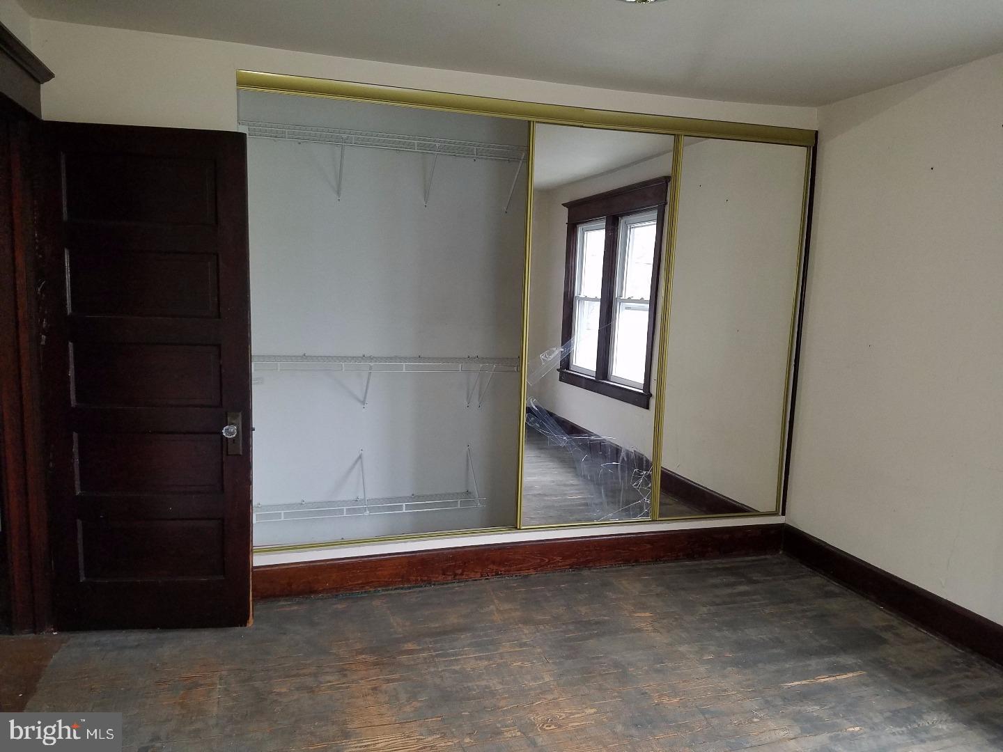 419 Bridgeboro Street Riverside, NJ 08075 - Photo 17 of 25 Bedroom - Main