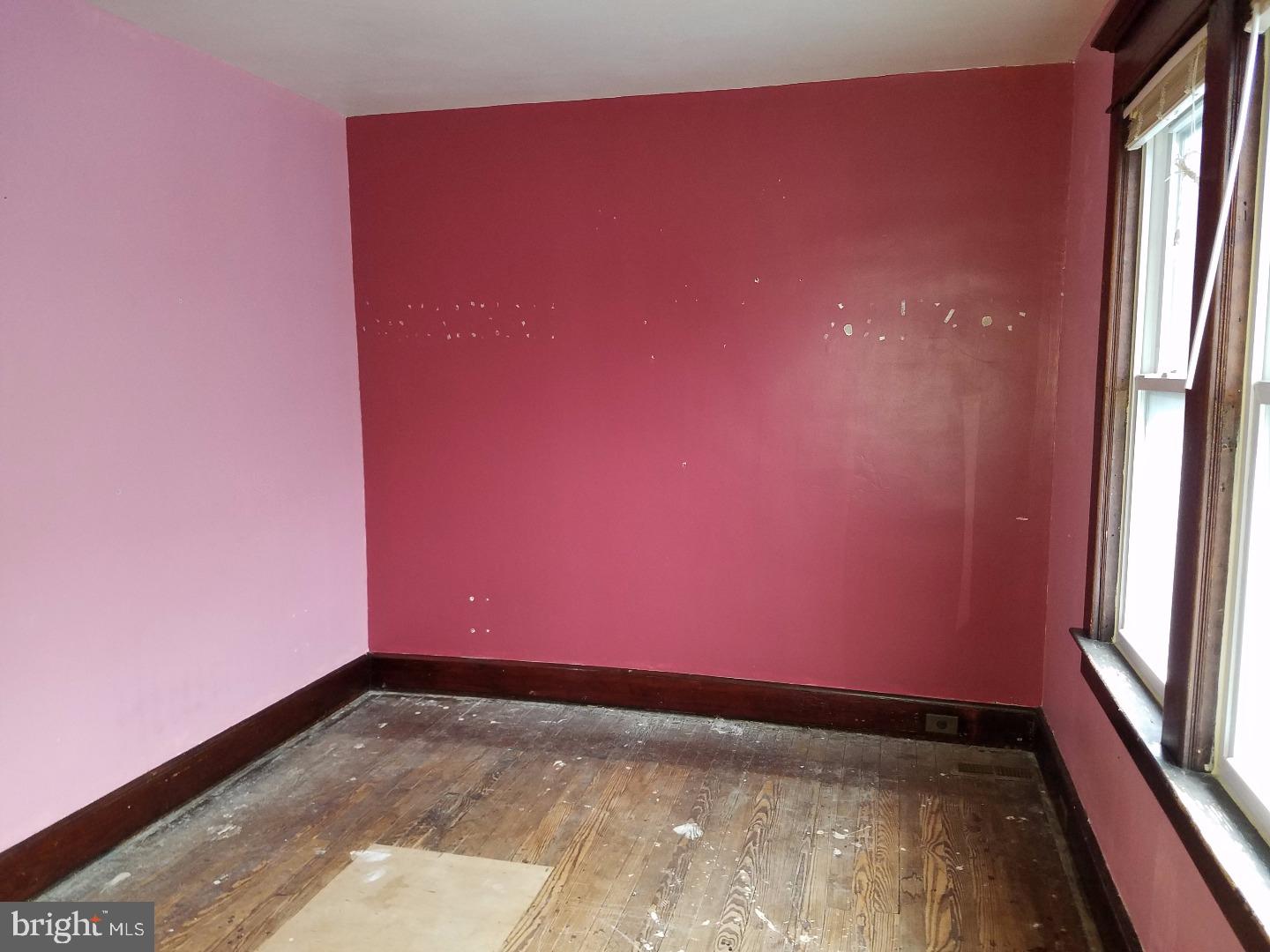 419 Bridgeboro Street Riverside, NJ 08075 - Photo 19 of 25 Bedroom 2
