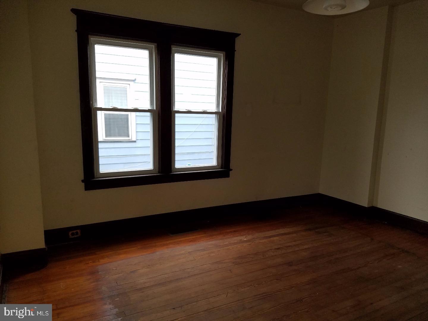 419 Bridgeboro Street Riverside, NJ 08075 - Photo 9 of 25 Dining Room