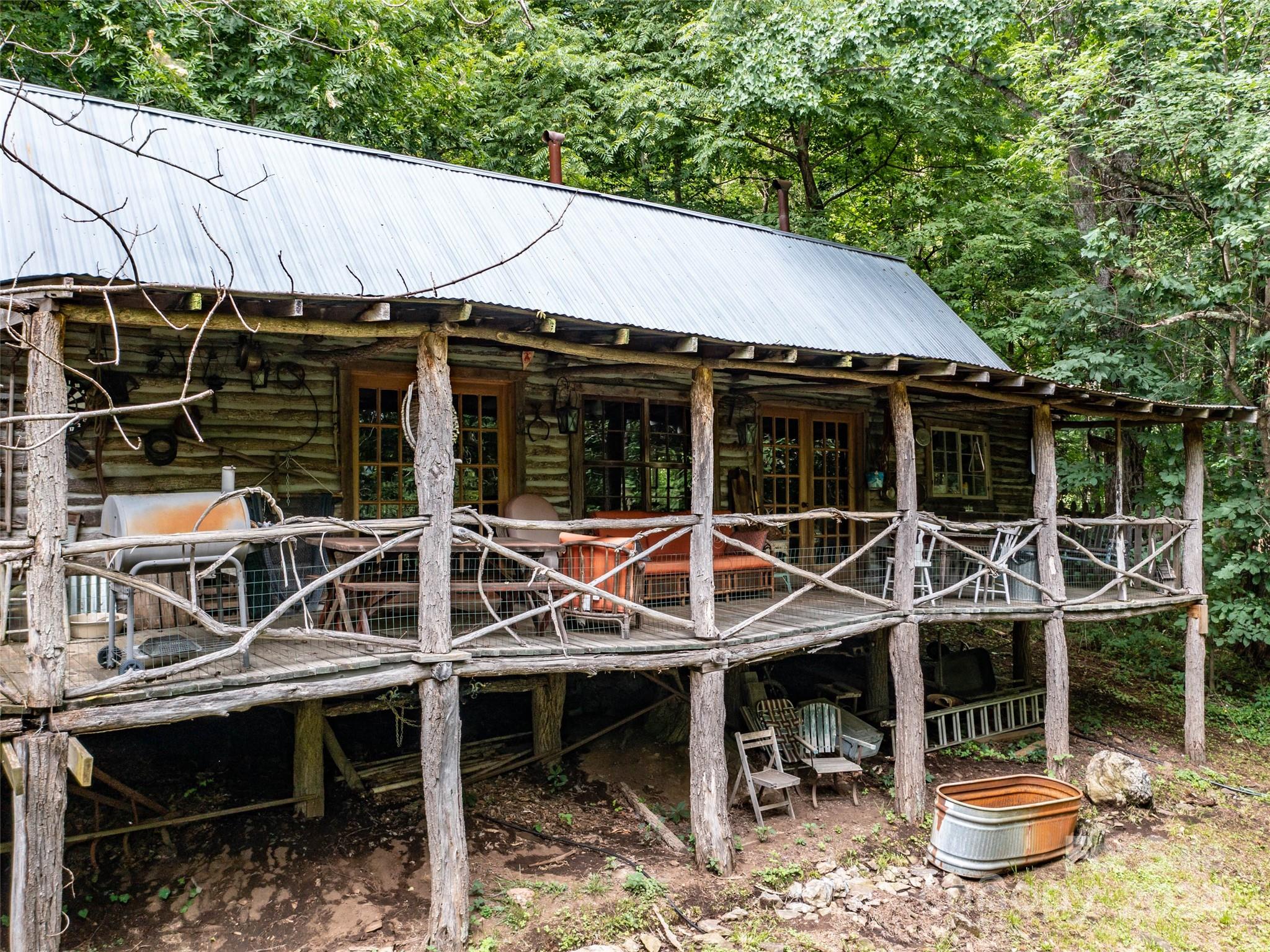 1001 Mountain Glen Road Canton, NC 28716 - Photo 6 of 47