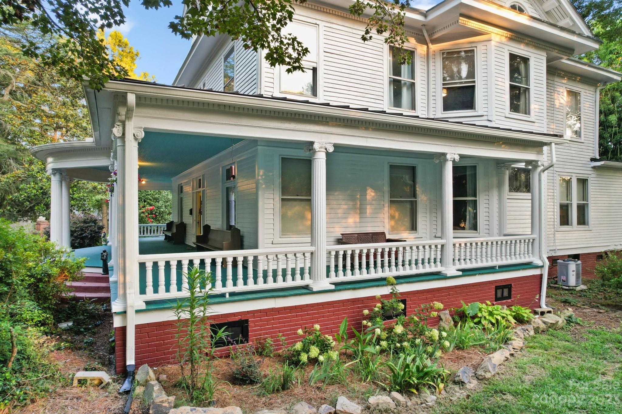 810 East Franklin Street Monroe, NC 28112 - Photo 40 of 47 front view of a house with a porch