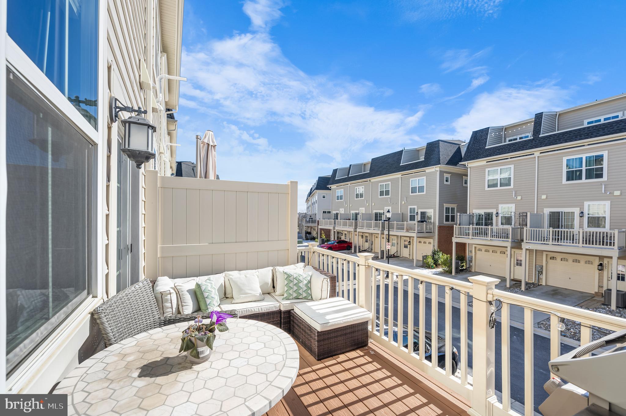 1002 Holden Road Frederick, MD 21701 - Photo 16 of 38 2nd Floor Deck