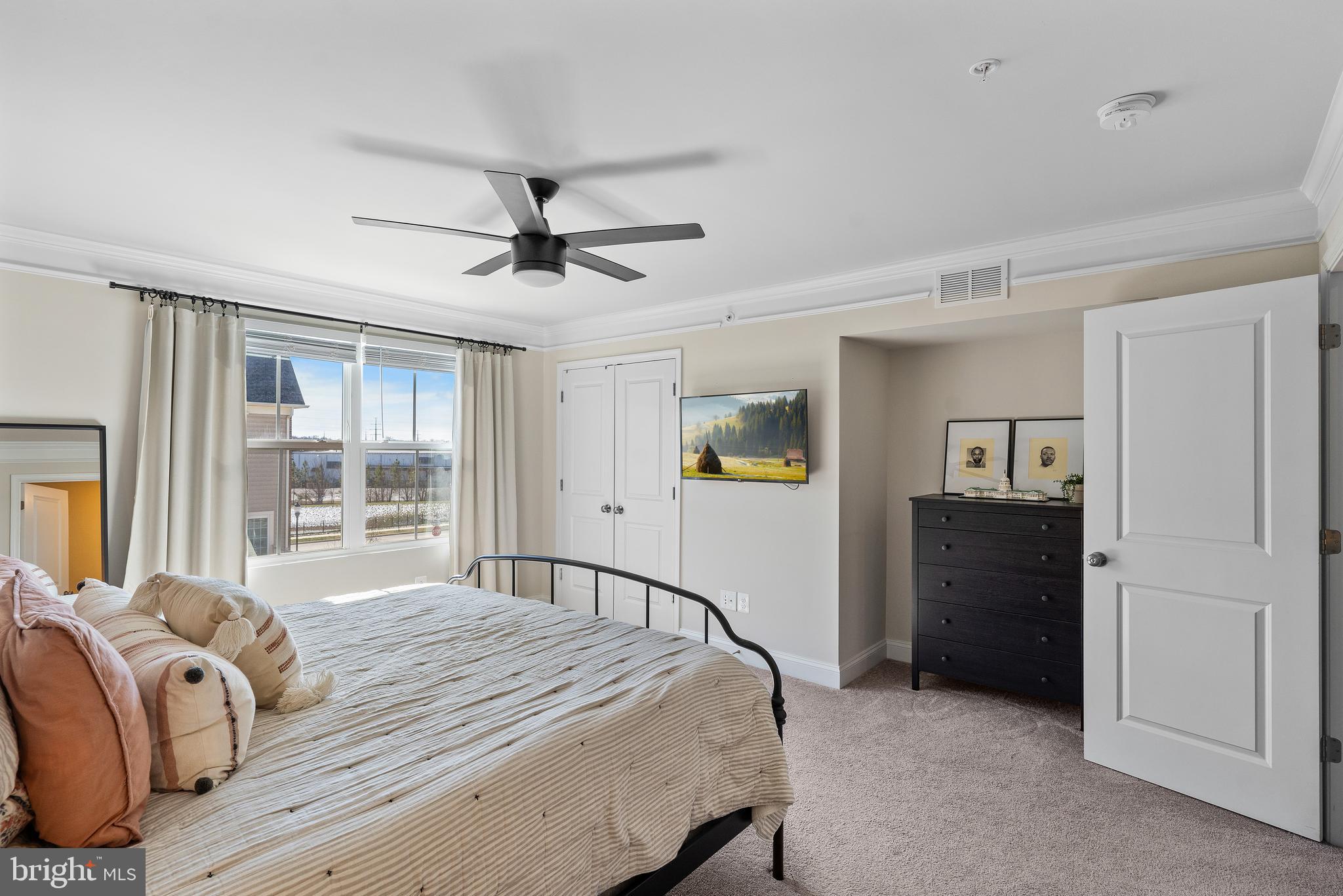 1002 Holden Road Frederick, MD 21701 - Photo 19 of 38 3rd Floor Primary Bedroom