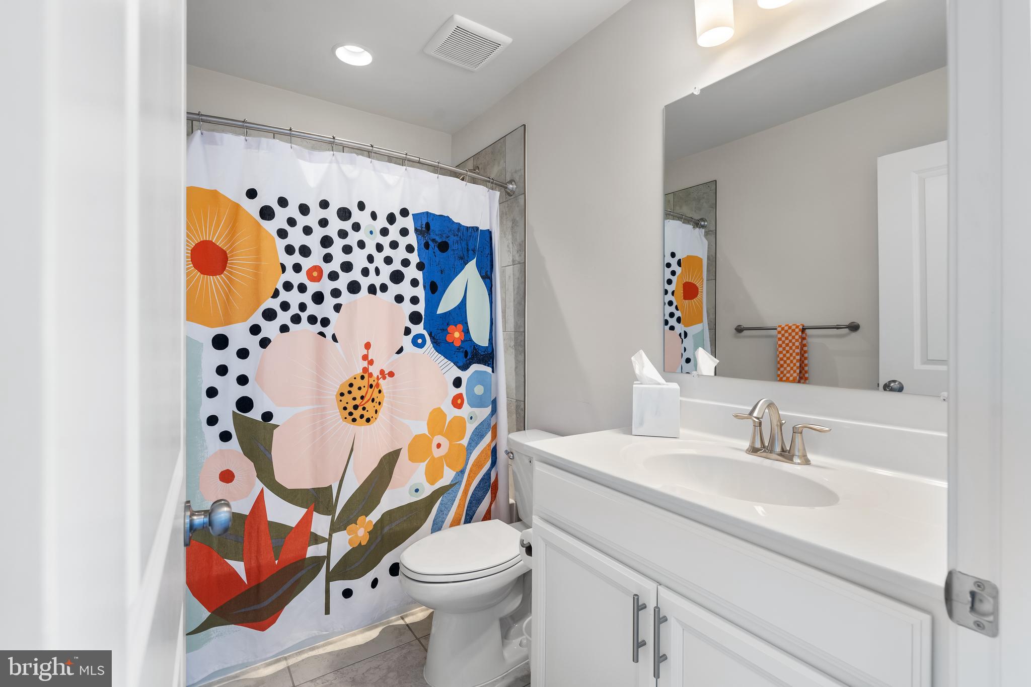 1002 Holden Road Frederick, MD 21701 - Photo 31 of 38 4th Floor Bathroom