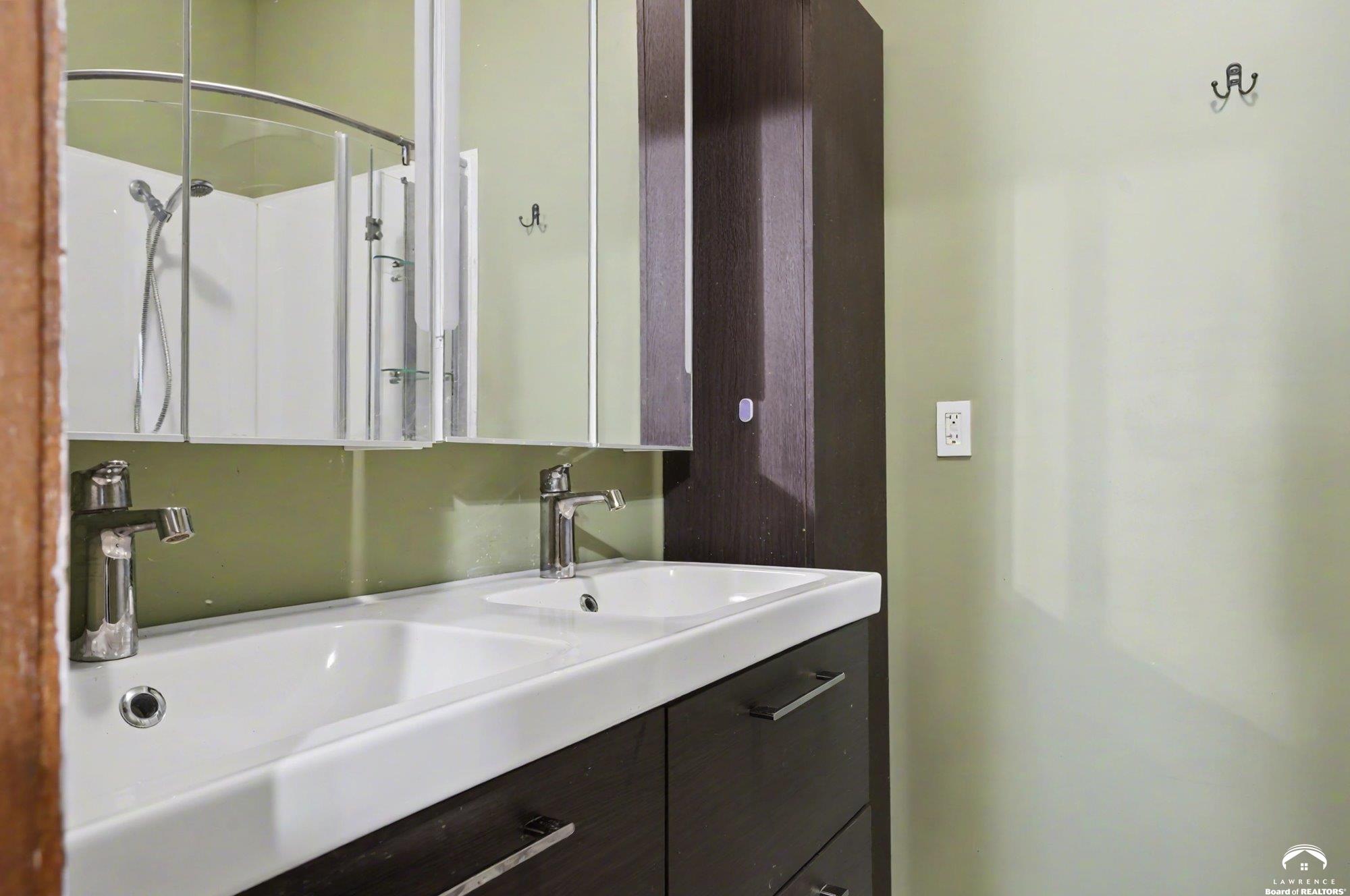 2933 Harvard Road Lawrence, KS 66049 - Photo 19 of 49