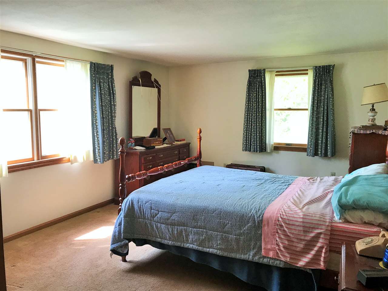 33 Taft Road Portsmouth, NH 03801 - Photo 14 of 18 Gallery Image 14