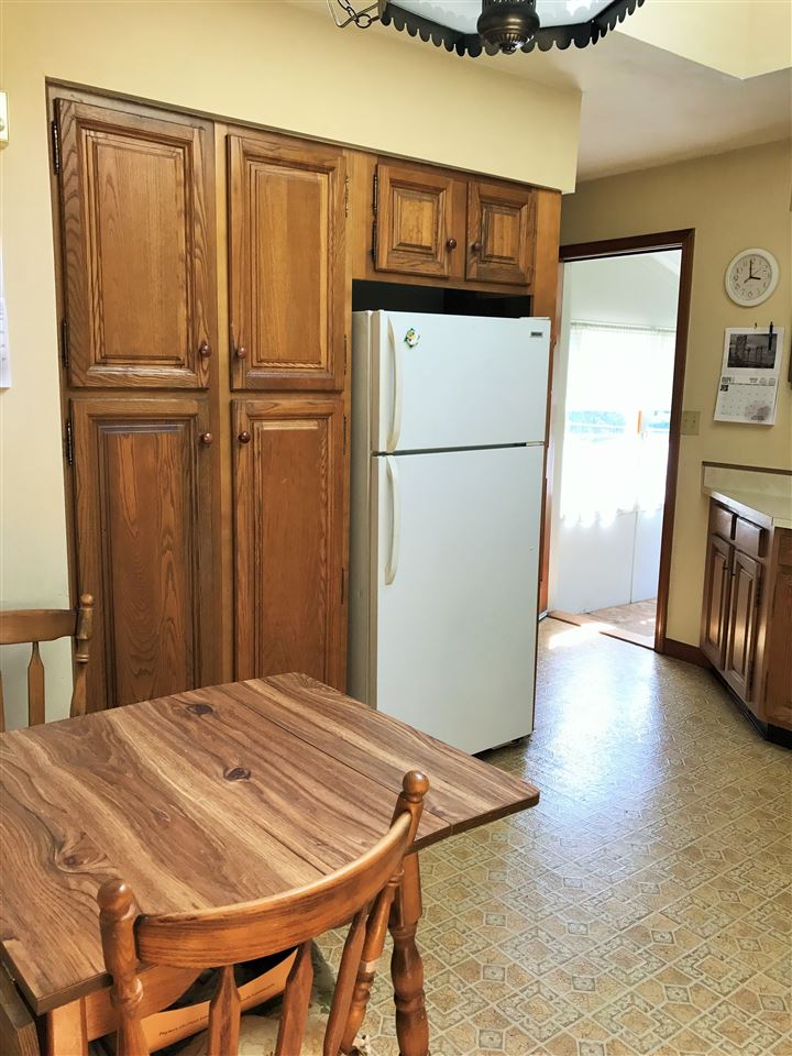 33 Taft Road Portsmouth, NH 03801 - Photo 7 of 18 Gallery Image 7