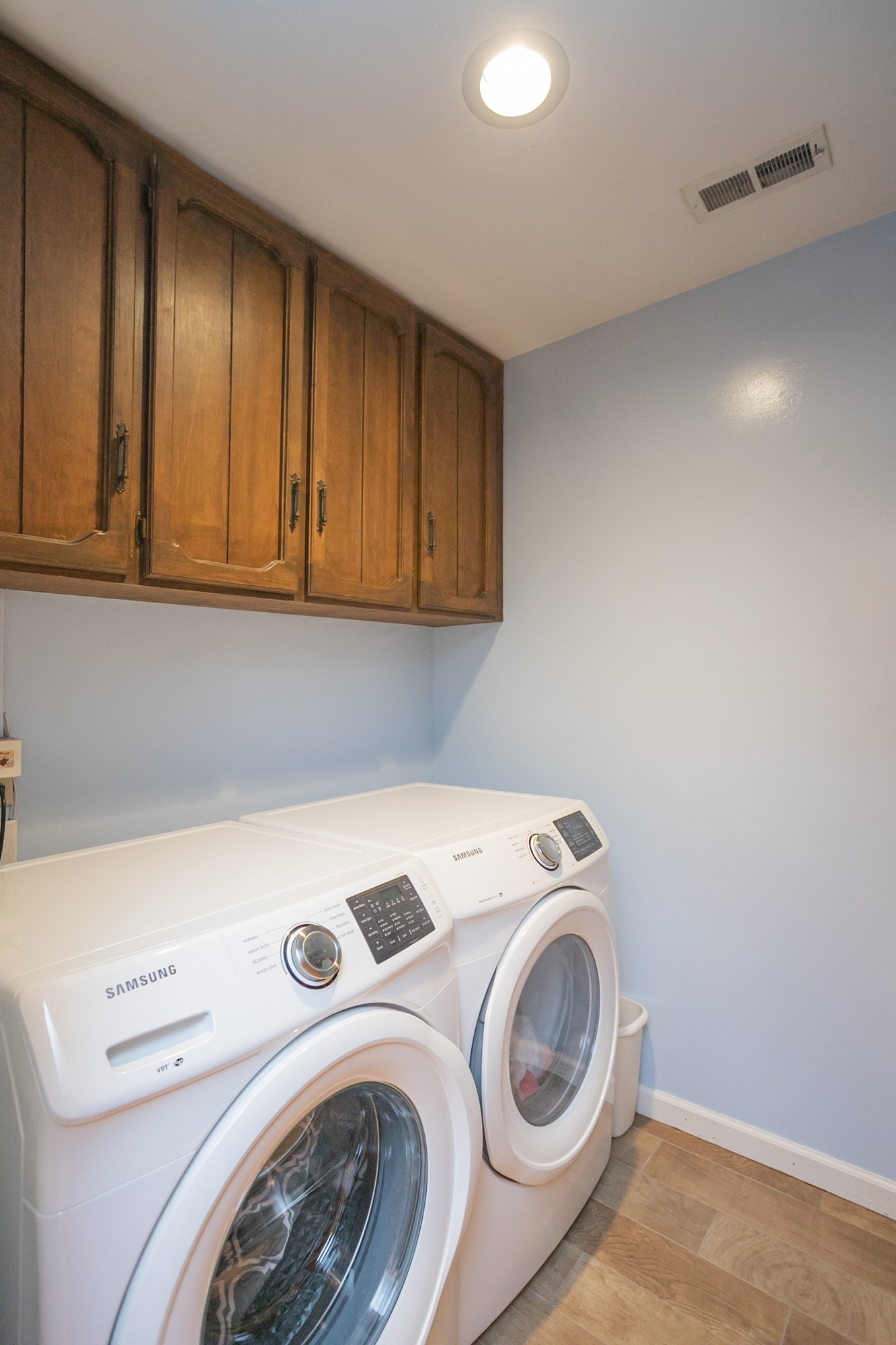 1249 Lock 4 Road Gallatin, TN 37066 - Photo 18 of 49 a utility room with dryer and washer
