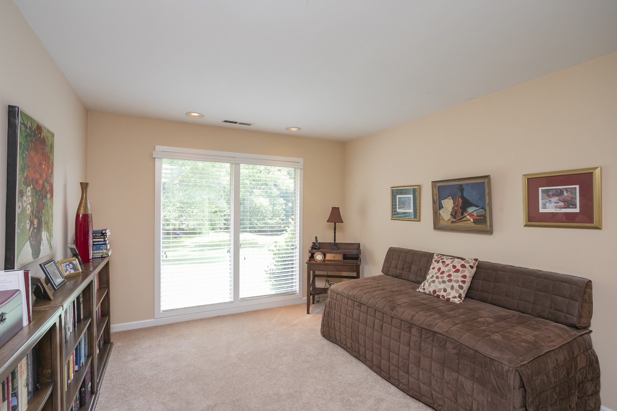 1249 Lock 4 Road Gallatin, TN 37066 - Photo 25 of 49 a living room with furniture and a flat screen tv