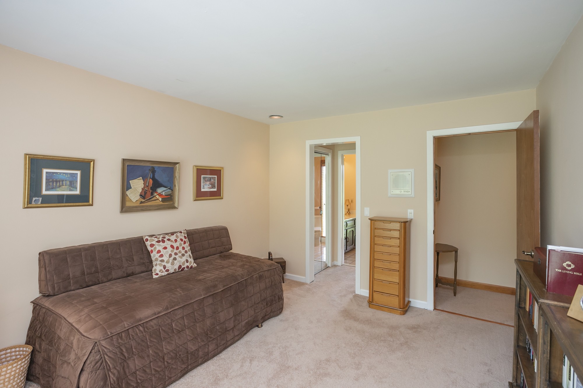 1249 Lock 4 Road Gallatin, TN 37066 - Photo 26 of 49 a living room with furniture and a walk in closet