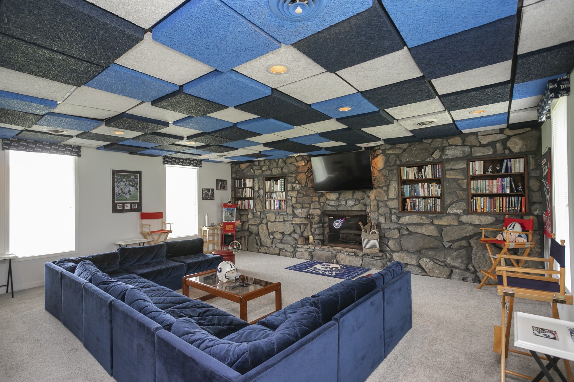 1249 Lock 4 Road Gallatin, TN 37066 - Photo 31 of 49 a living room with lots of furniture and a fireplace