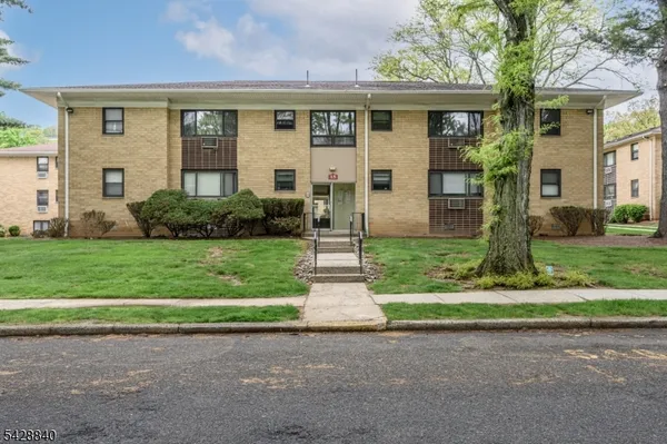 $199,000 | 401 Highway 22, Plainfield, NJ 07060