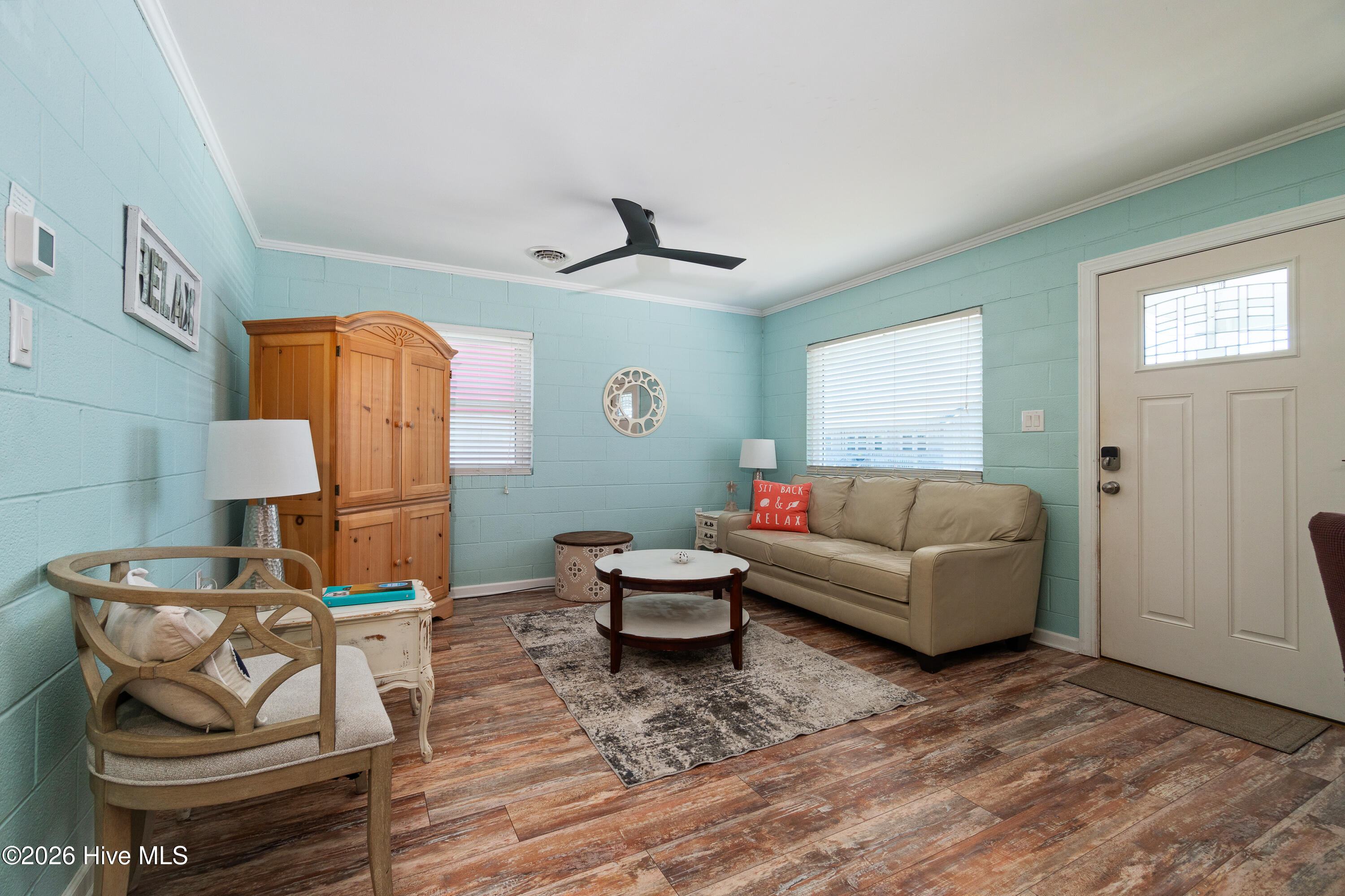 207 East Terminal Boulevard Atlantic Beach, NC 28512 - Photo 22 of 69 Great room view