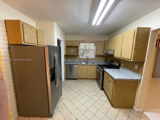 $3,299 | 4831 Northwest 12th Street, Lauderhill, FL 33313