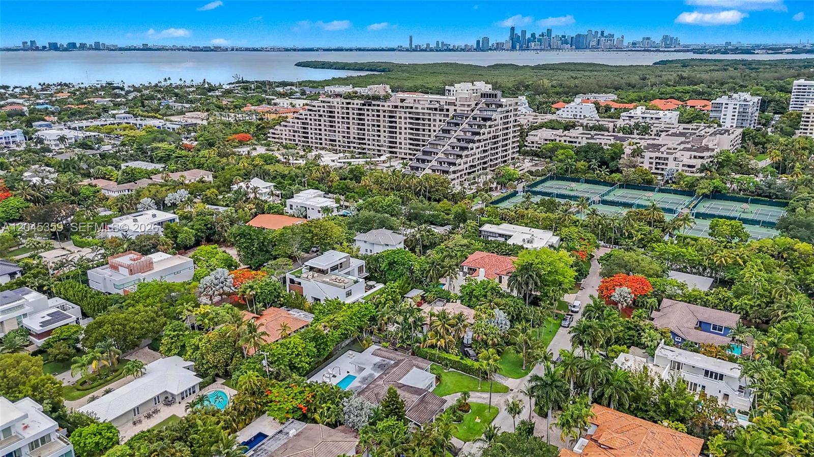 340 Atlantic Road Key Biscayne, FL 33149 - Photo 43 of 49