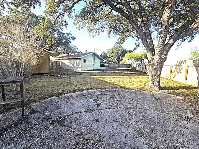 $164,999 | 305 South Pasadena Street, Kingsville, TX 78363