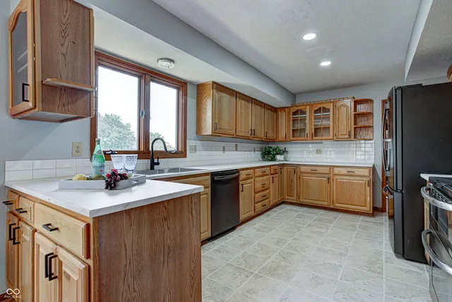 $488,900 | 512 Redwood Drive, Mooresville, IN 46158