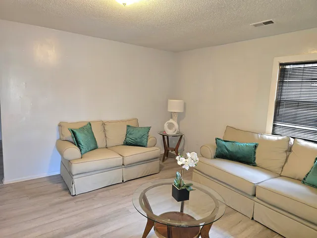 $209,900 | 103 Wilkinson Court, Spartanburg, SC 29301