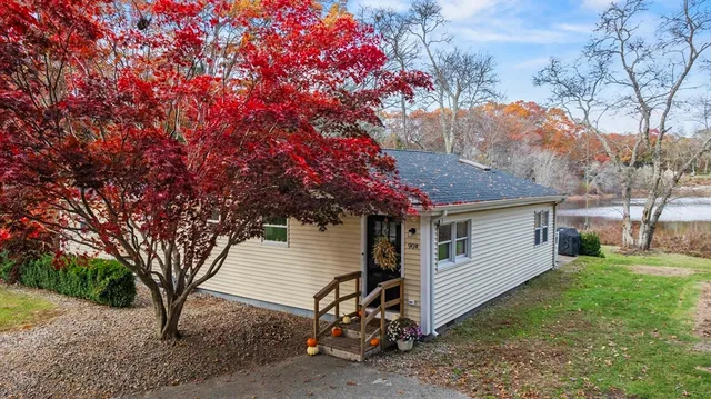 $529,000 | 90 R Bartlett Road, Plymouth, MA 02360
