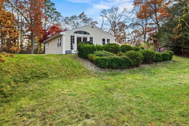 $529,000 | 90 R Bartlett Road, Plymouth, MA 02360