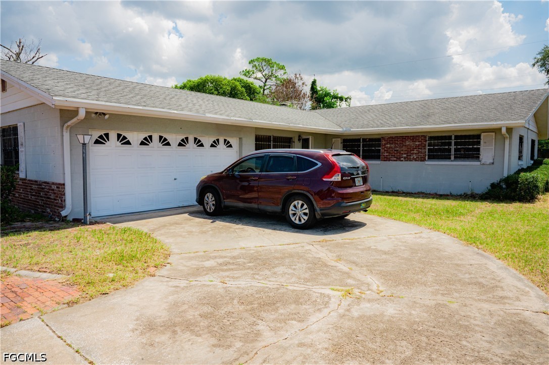 2705 Sheringham Road Orlando, FL 32808 - Photo 3 of 29