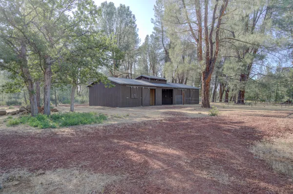 $995,000 | 21151 Ridge Road, Cassel, CA 96016