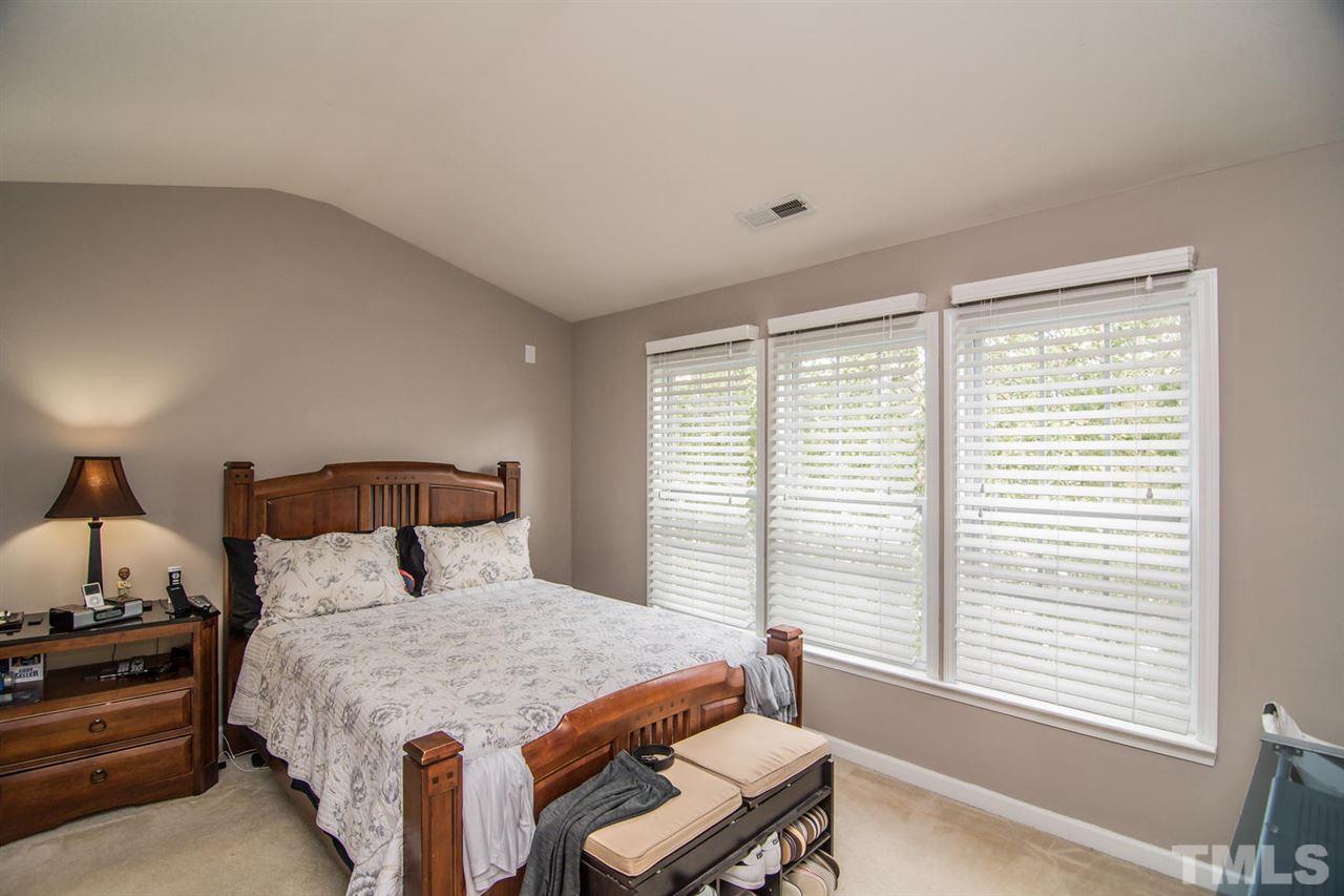 7032 Mead Lane Raleigh, NC 27613 - Photo 16 of 25
