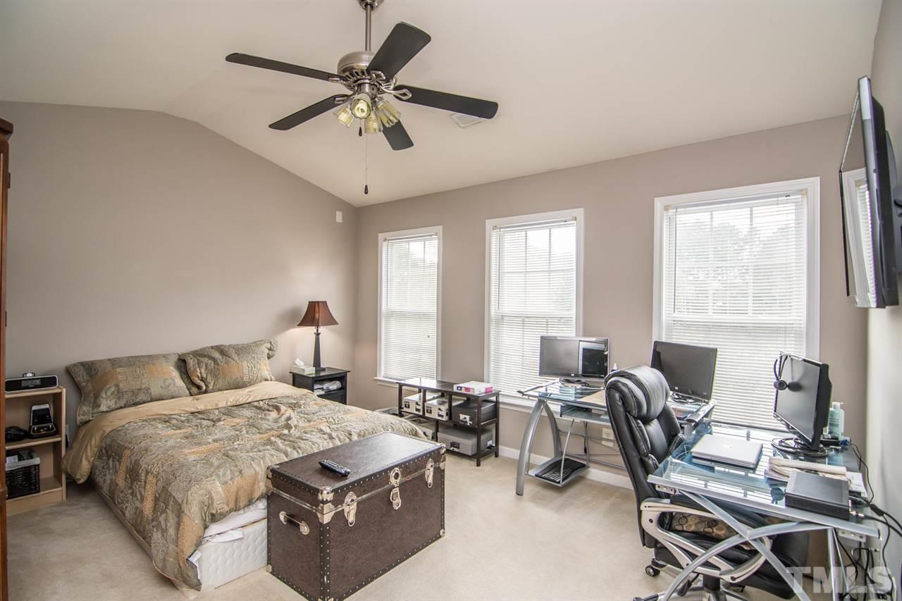 7032 Mead Lane Raleigh, NC 27613 - Photo 17 of 25