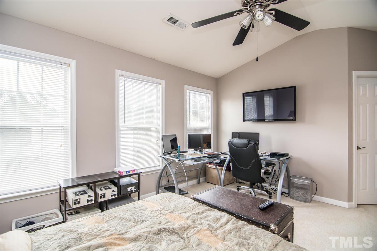7032 Mead Lane Raleigh, NC 27613 - Photo 18 of 25
