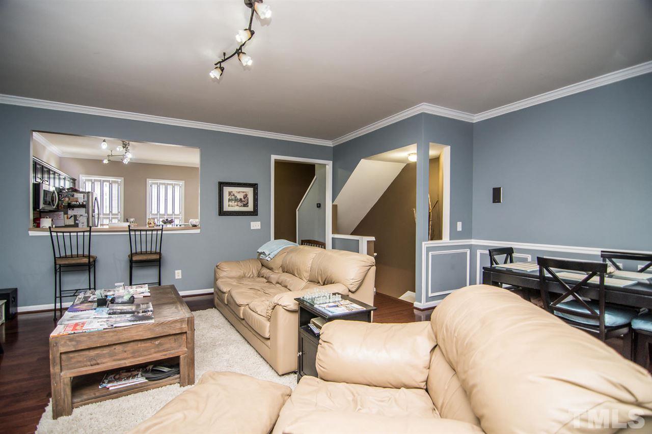 7032 Mead Lane Raleigh, NC 27613 - Photo 4 of 25