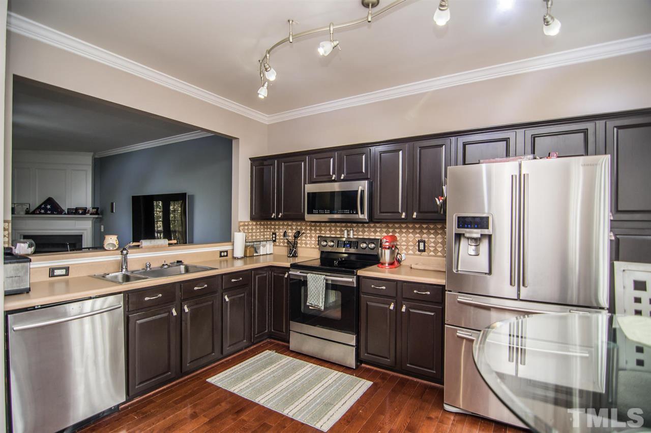 7032 Mead Lane Raleigh, NC 27613 - Photo 8 of 25
