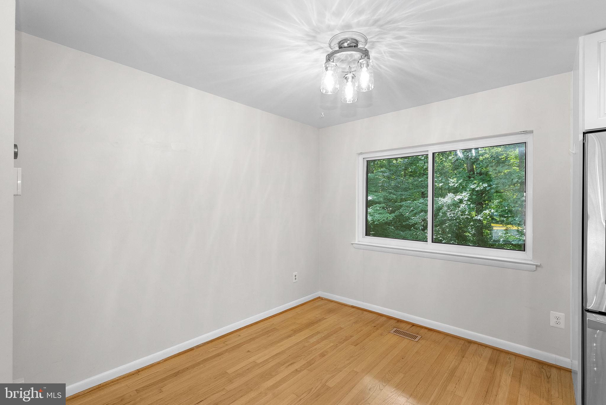 11986 Barrel Cooper Court Reston, VA 20191 - Photo 12 of 45