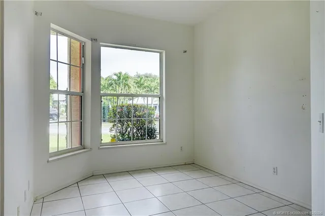 $499,000 | 724 Southeast Michaels Court, Stuart, FL 34996