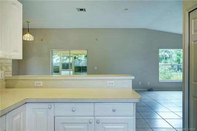 $499,000 | 724 Southeast Michaels Court, Stuart, FL 34996