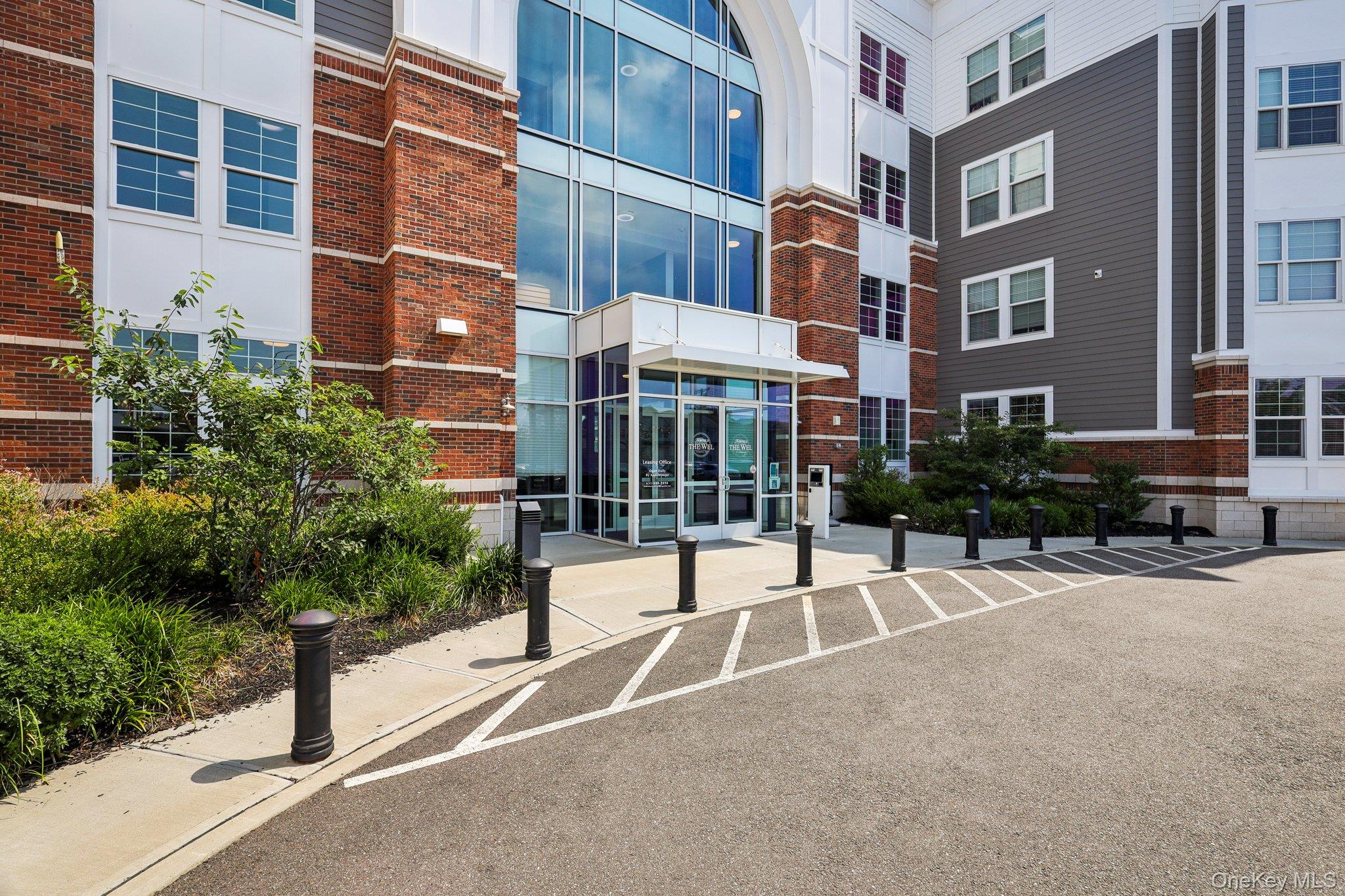 75 East Hoffman Avenue, Unit 1036 Lindenhurst, NY 11757 - Photo 4 of 21