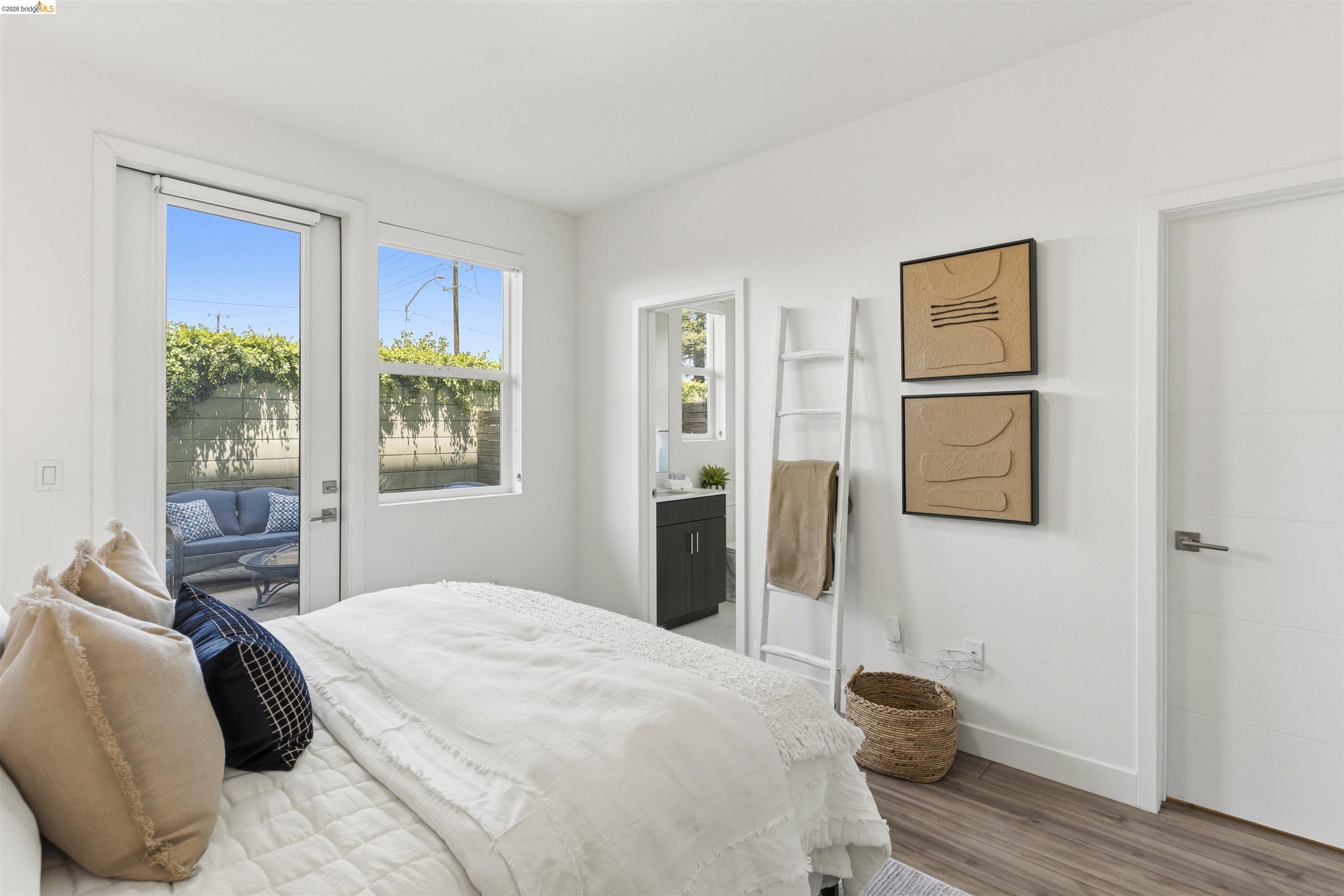 1355 Pullman Way Oakland, CA 94607 - Photo 18 of 75