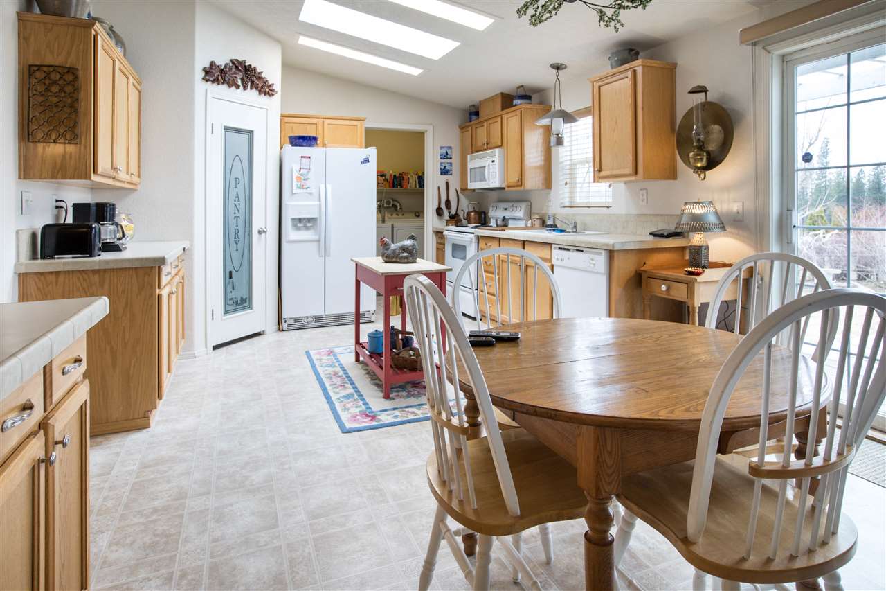 5504 South Swenson Road Deer Park, WA 99006 - Photo 8 of 20 Gallery Image 8