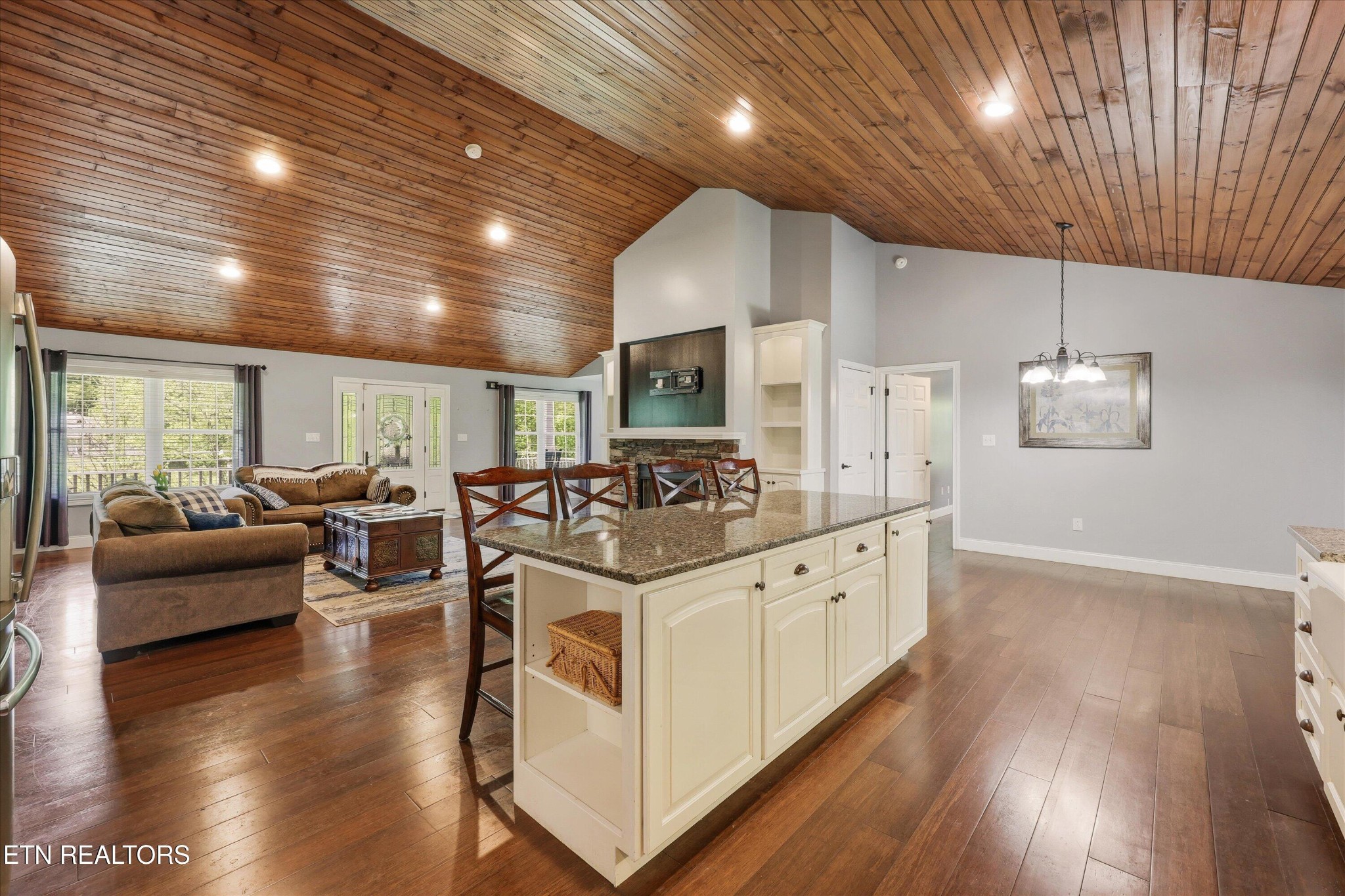 1804 Hopewell Road Knoxville, TN 37920 - Photo 15 of 47