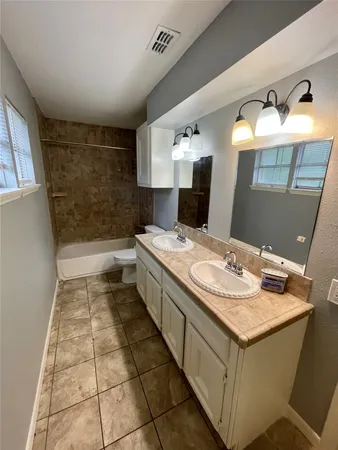 $2,000 | 15803 Baytree Drive, Houston, TX 77070