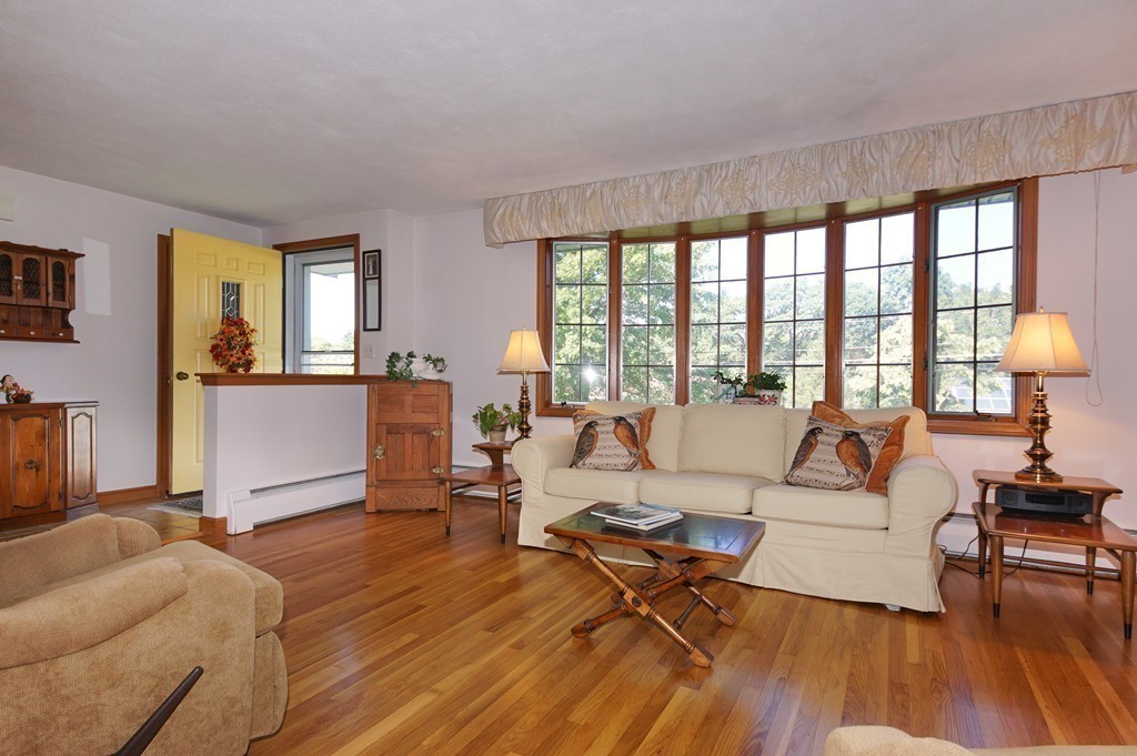 111 Drake Road Burlington, MA 01803 - Photo 7 of 25 Gallery Image 7