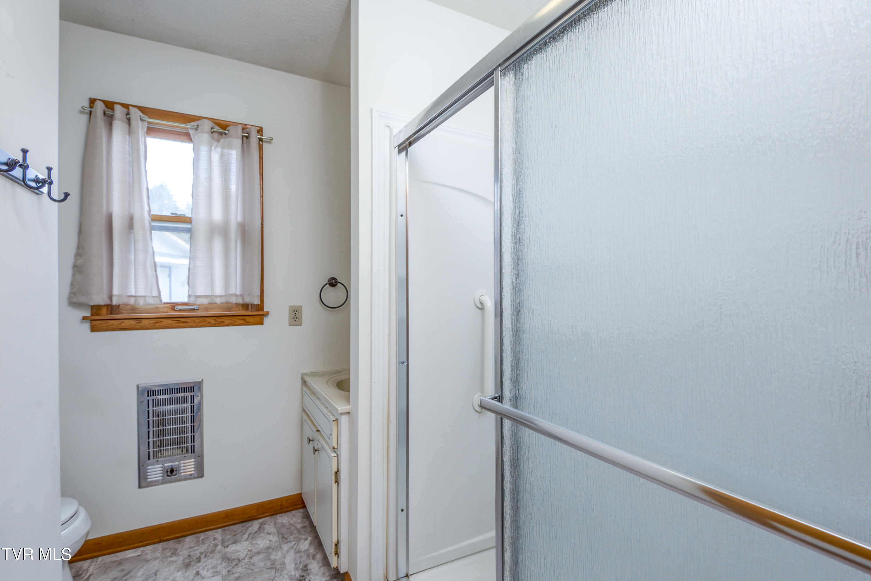 28236 Rhea Valley Road Meadowview, VA 24361 - Photo 16 of 24 28236-Rhea-Valley-Rd-Abingdon-VA Matt-Sm