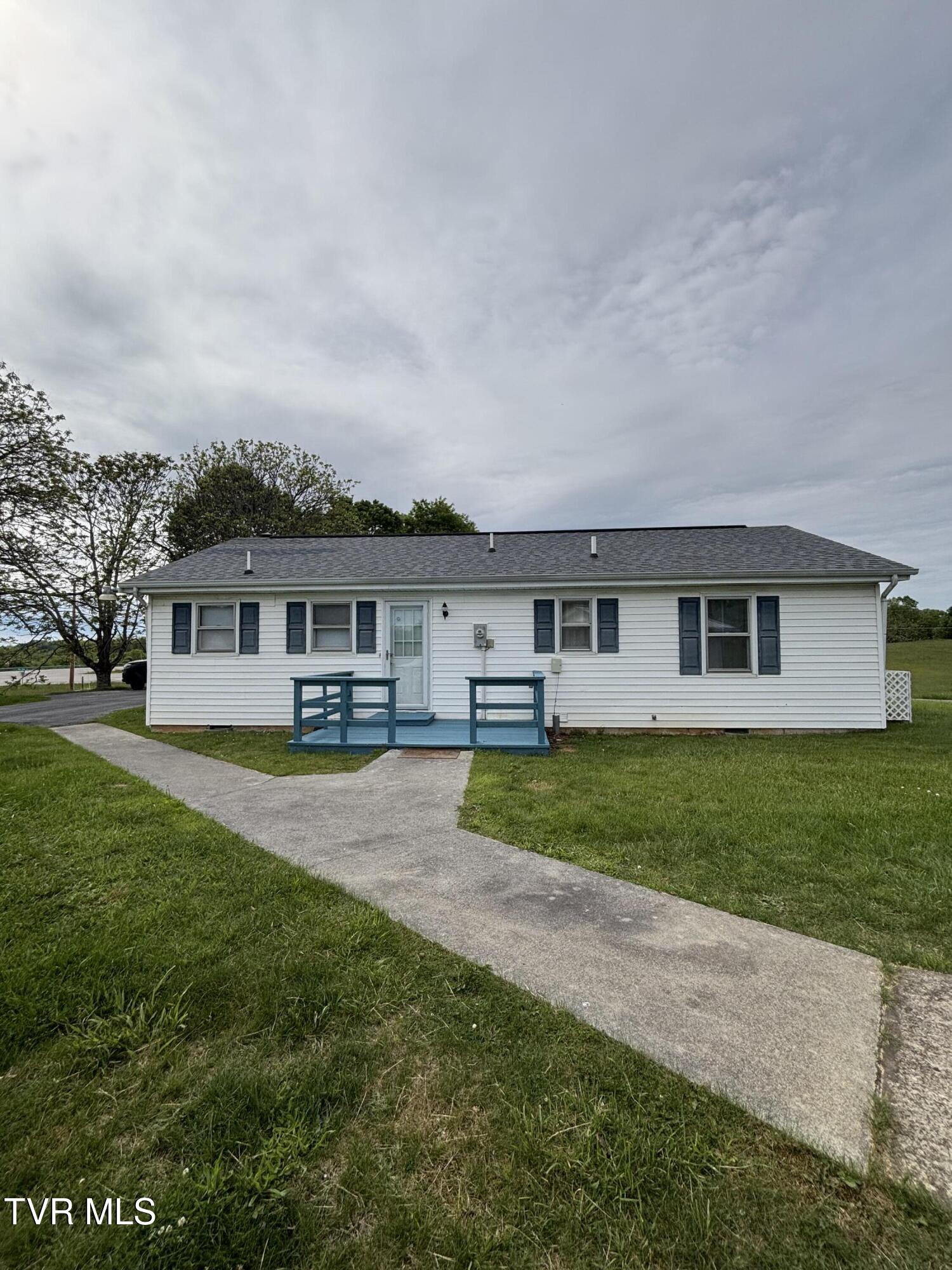 28236 Rhea Valley Road Meadowview, VA 24361 - Photo 17 of 24 IMG_0357