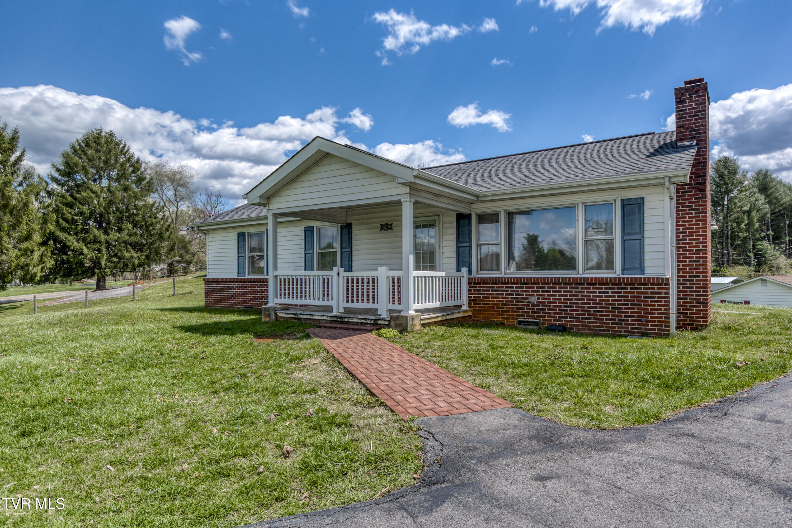 28236 Rhea Valley Road Meadowview, VA 24361 - Photo 18 of 24 28236-Rhea-Valley-Rd-Abingdon-VA Matt-Sm