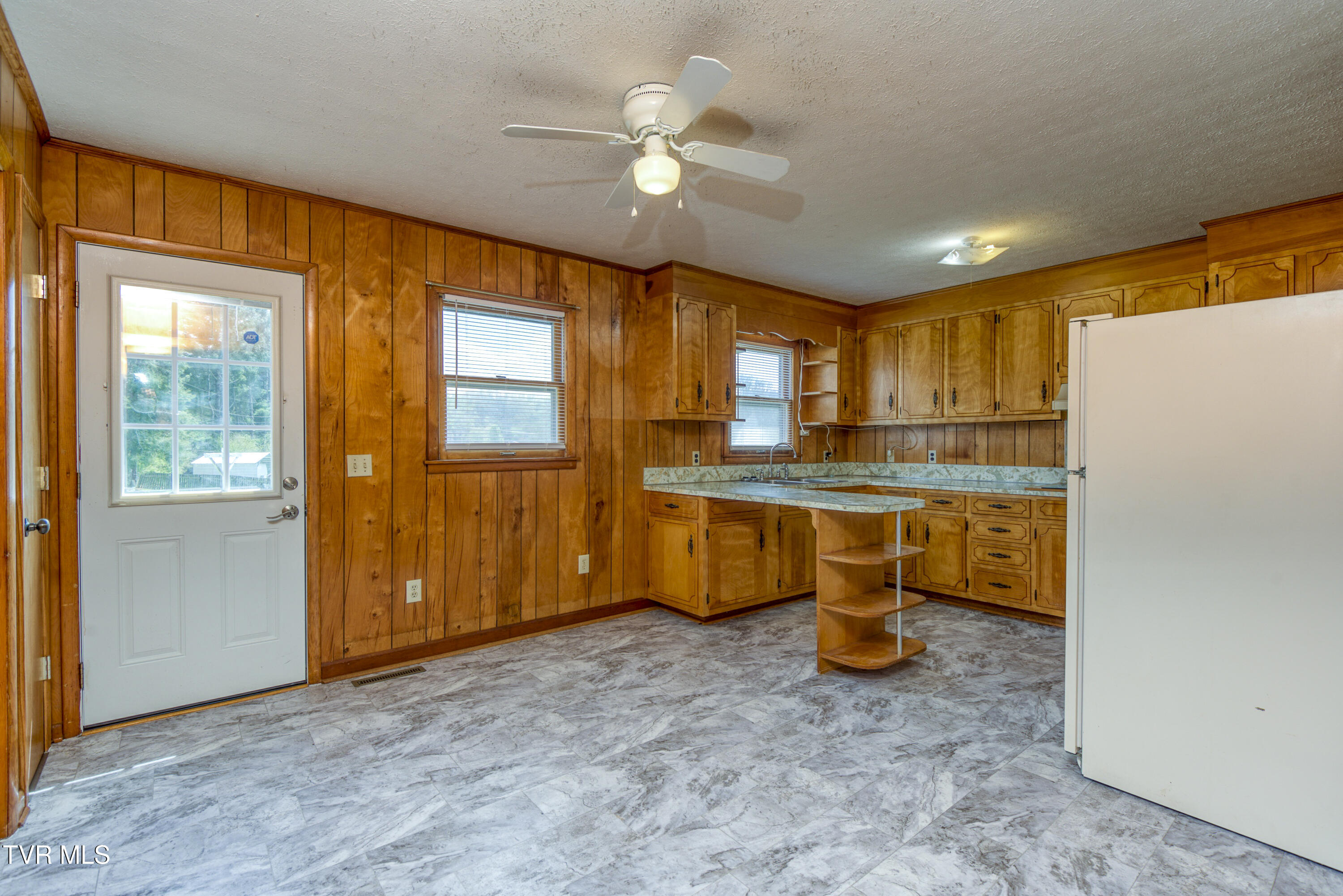 28236 Rhea Valley Road Meadowview, VA 24361 - Photo 7 of 24 28236-Rhea-Valley-Rd-Abingdon-VA Matt-Sm