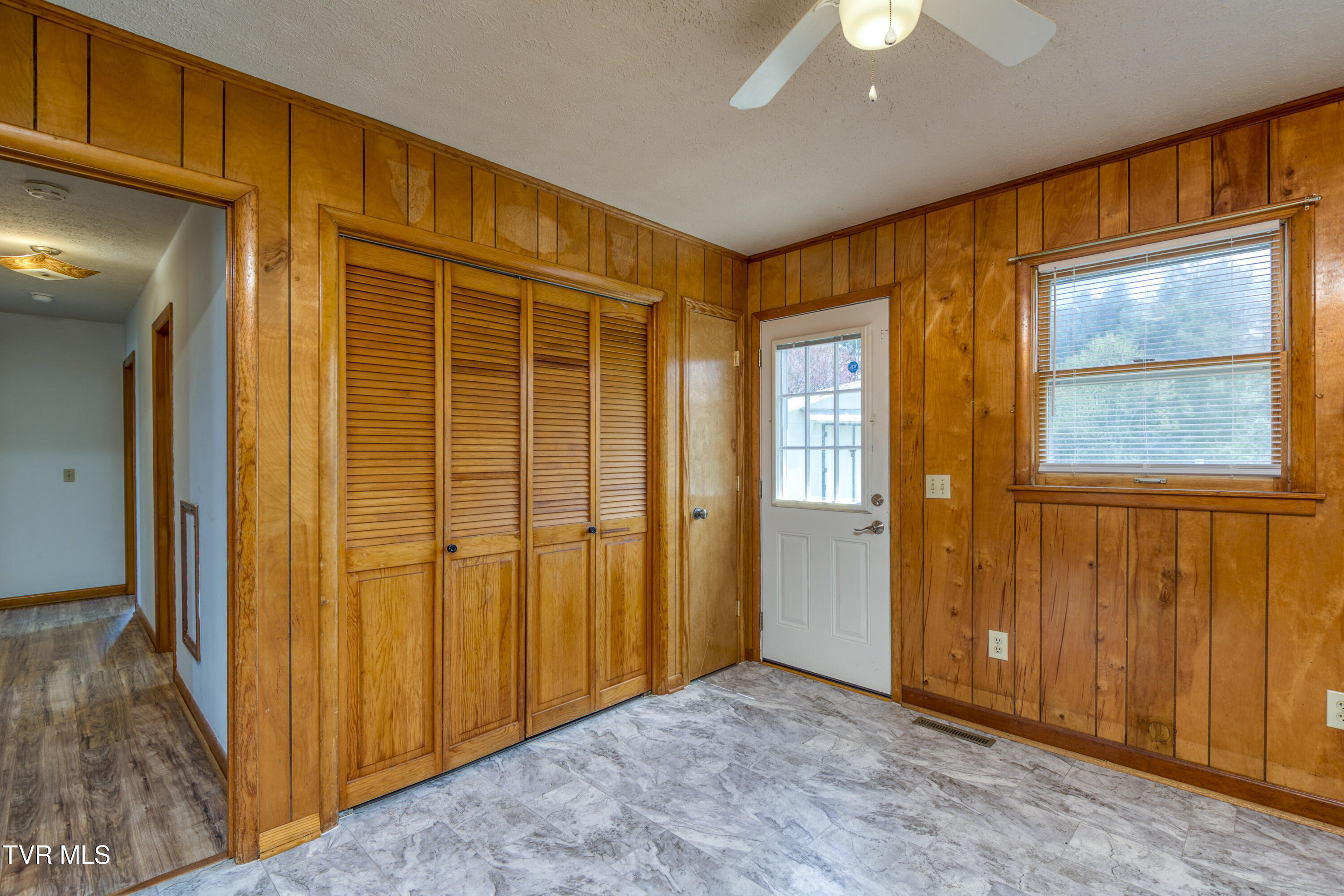 28236 Rhea Valley Road Meadowview, VA 24361 - Photo 9 of 24 28236-Rhea-Valley-Rd-Abingdon-VA Matt-Sm