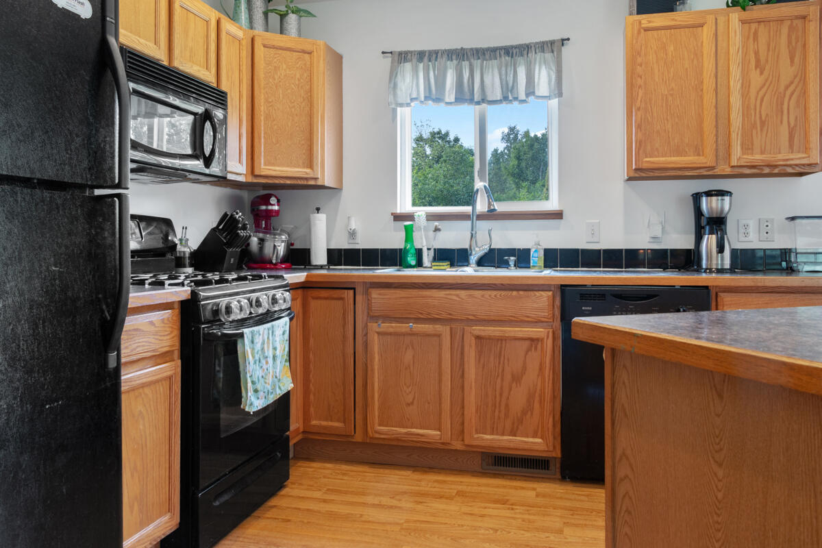 3025 East Sessions Road Sheridan, MI 48884 - Photo 3 of 19 3025 E Sessions Road, Sheridan, MI_Rodne