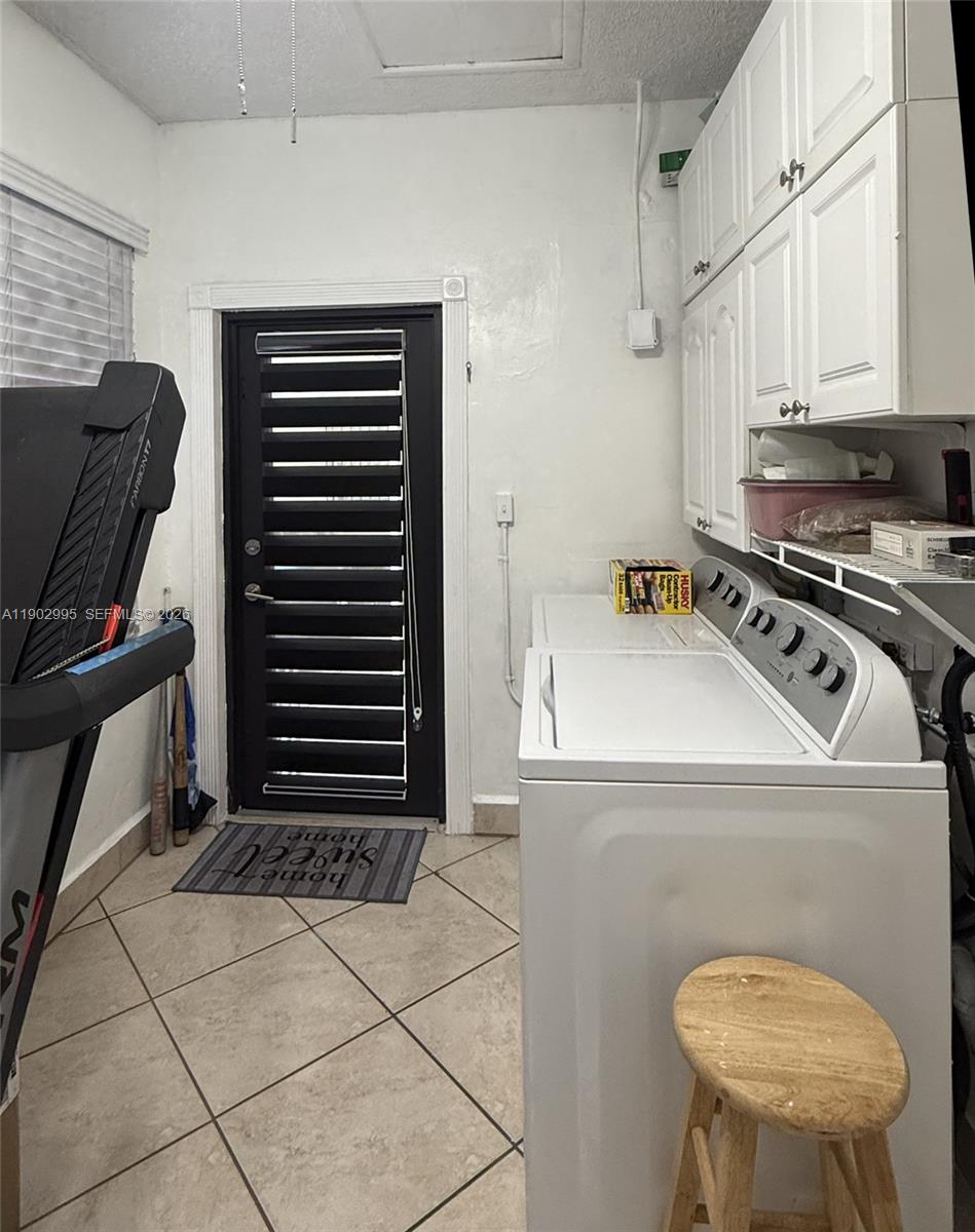1835 Southwest 10th Street Miami, FL 33135 - Photo 31 of 51 Laundry Room View