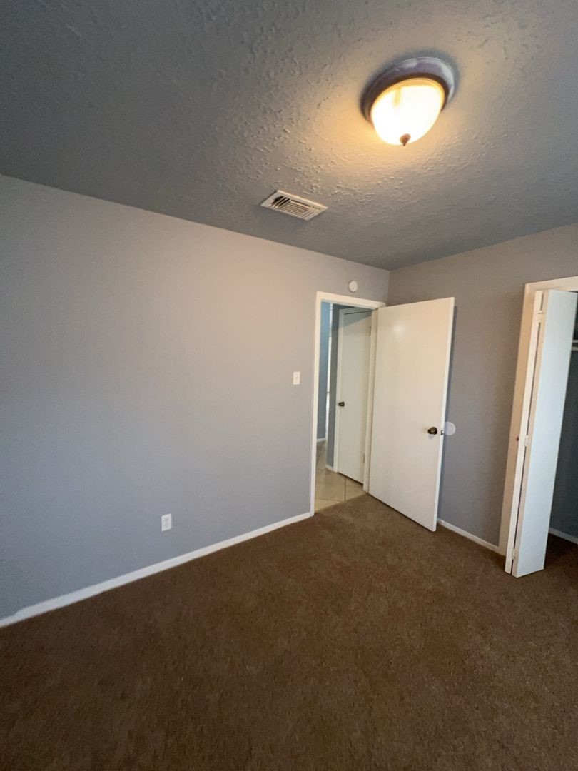 4546 Algernon Drive Spring, TX 77373 - Photo 11 of 15